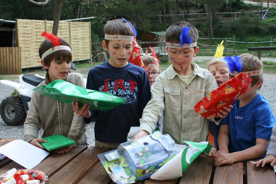 enfant cadeau indien 2